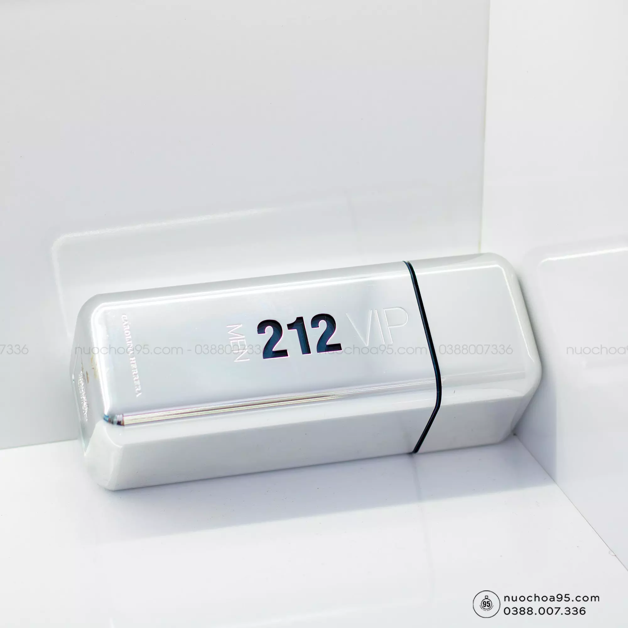 Nước hoa 212 Vip Men - Ảnh 1